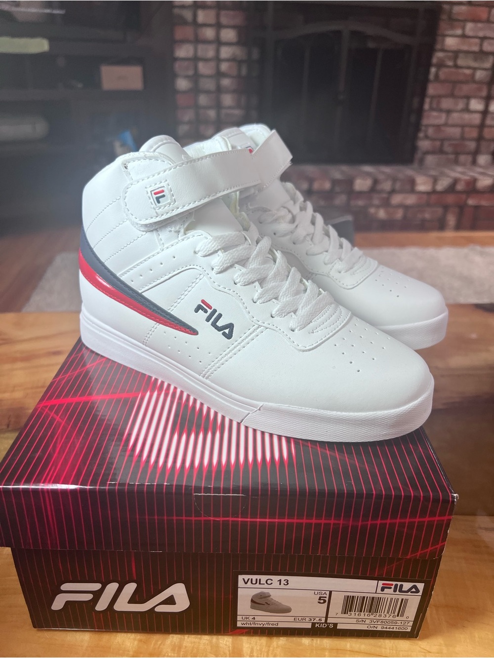 Fila Vulc 13 with Red & Navy Detailing